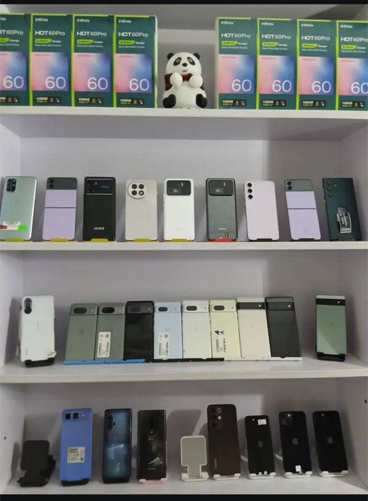 OnePlus N200 OnePlus 6 OnePlus 6T OnePlus 7 10/10 — photo 1